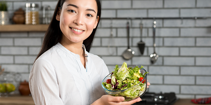 Duy trì chế độ ăn uống lành mạnh để sống khỏe