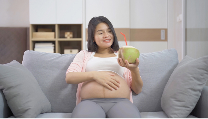 Tiểu đường thai kỳ uống nước dừa được không