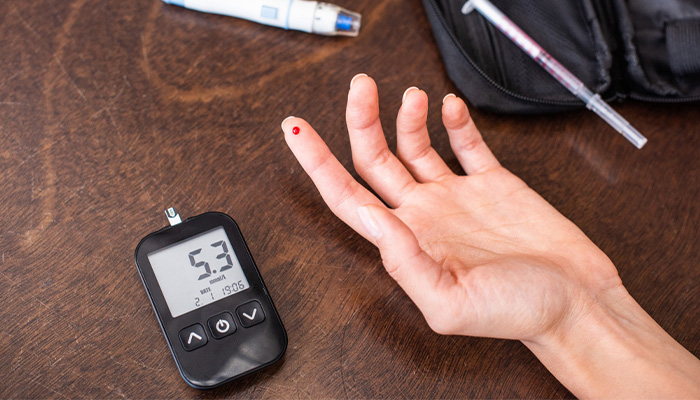 Tần suất đo đường huyết phụ thuộc vào tình trạng sức khỏe và loại bệnh của mỗi người