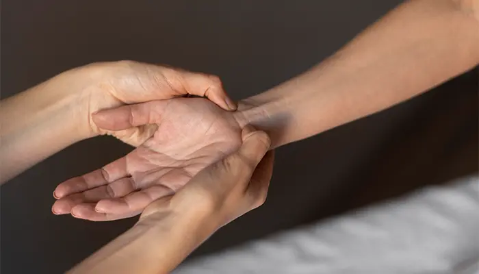 Người bệnh tiểu đường nên thực hiện đúng kỹ thuật bấm huyệt để đạt hiệu quả tốt