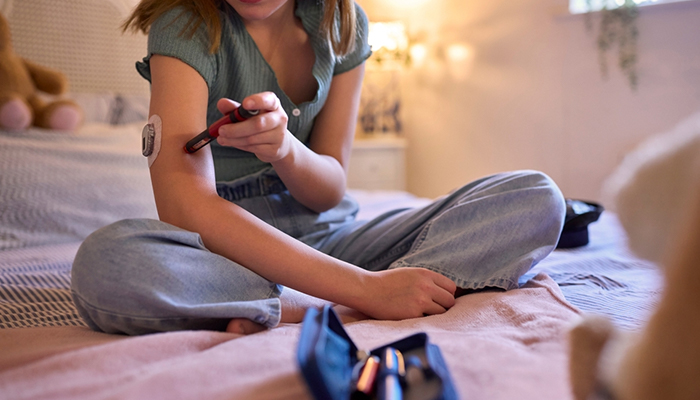 Kiểm soát và điều trị đường huyết ổn định để ngừa biến chứng