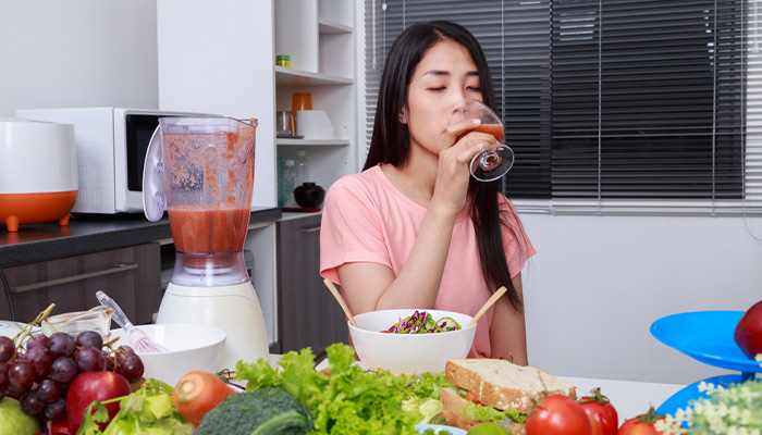 Người bệnh nên ưu tiên ăn thực phẩm lành mạnh để ổn định đường huyết