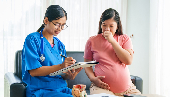 Mẹ bầu nên đi thăm khám kiểm tra đường huyết thường xuyên