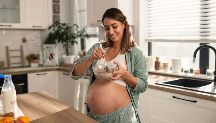Mẹ bầu nên xây dựng chế độ ăn hợp lý để ổn định đường huyết 