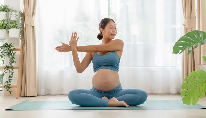 Mẹ bầu nên vận động thường xuyên để giúp ổn định đường huyết