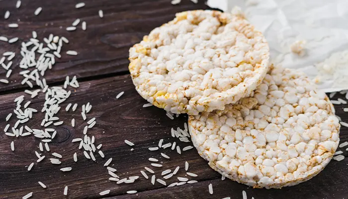 Bánh gạo có chỉ số đường huyết (GI) rất cao, dao động từ 82 đến 85