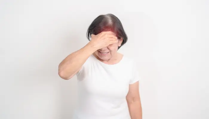 Đau đầu, chóng mặt là dấu hiệu của đột quỵ do tiểu đường