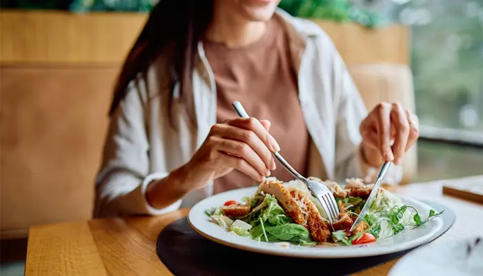 Luôn cảm thấy đói dù trước đó đã ăn nhiều