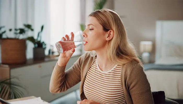 Dấu hiệu nhận biết bệnh tiểu đường loại 1.5 là khát nước nhiều và liên tục