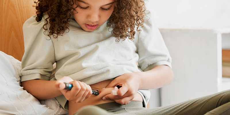 Điều trị tiểu đường ở trẻ em bằng phương pháp tiêm insulin hàng ngày
