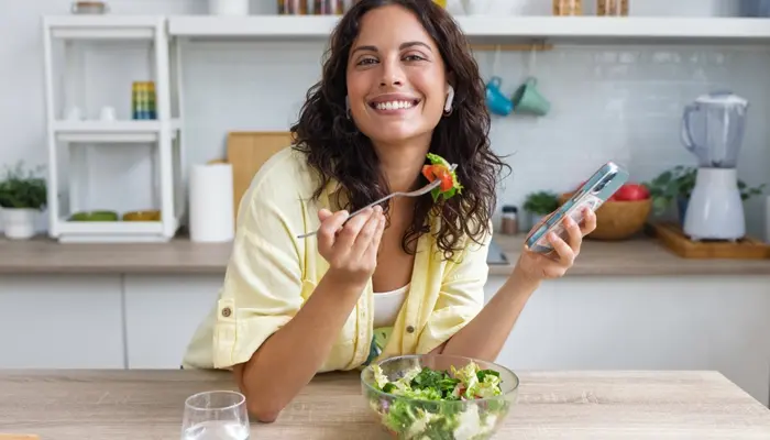 Xây dựng chế độ ăn uống lành mạnh cũng là cách điều trị tiểu đường giai đoạn đầu hiệu quả