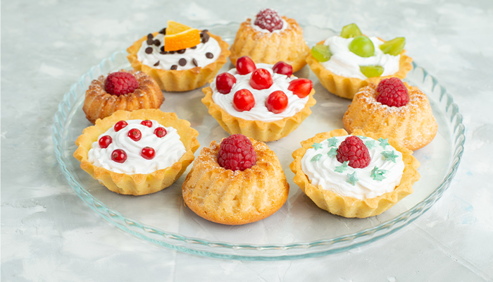 Trong bánh ngọt có chứa đường tinh luyện