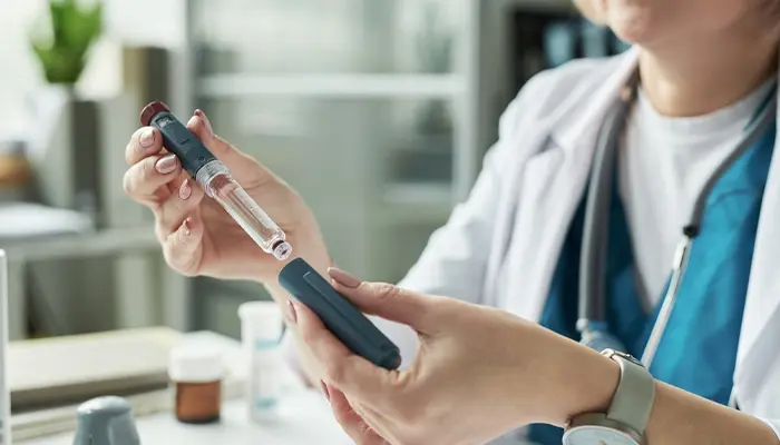 Cần tái khám để điều chỉnh liều insulin sau thời gian dài sử dụng