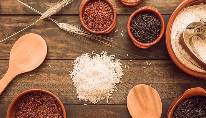 Cách hạ đường huyết nhanh tại nhà là kiểm soát lượng tinh bột nạp vào