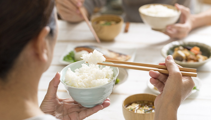 Người bệnh tiểu đường chỉ nên ăn 1/2 chén cơm chín cho mỗi bữa ăn