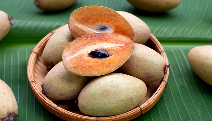 Mẹ bầu chỉ nên ăn 1-2 quả hồng xiêm mỗi ngày