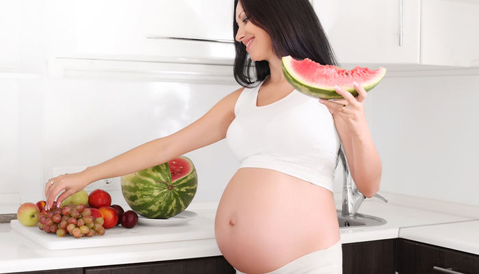 Tiểu đường thai kỳ ăn dưa hấu được không? Câu trả lời là có