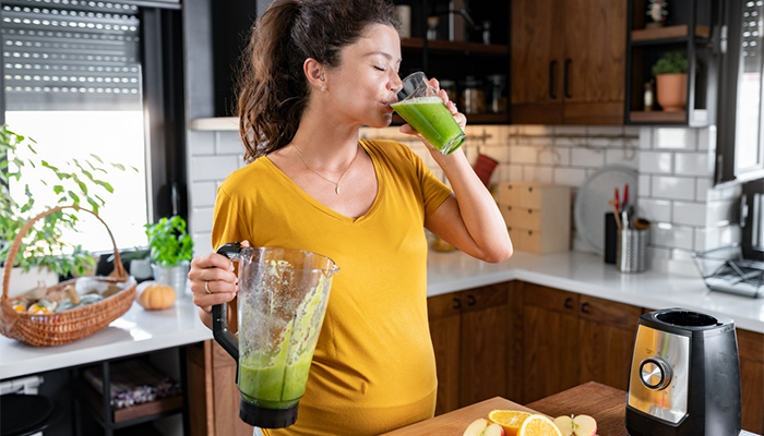 Mẹ bầu tiểu đường thai kỳ có thể uống nước ép trái cây ít đường thay cho nước mía