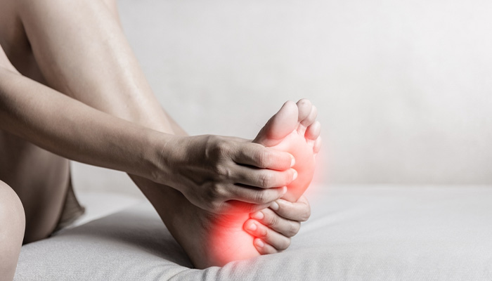 Biến chứng thần kinh ngoại biên cũng là nguyên nhân gây phù chân