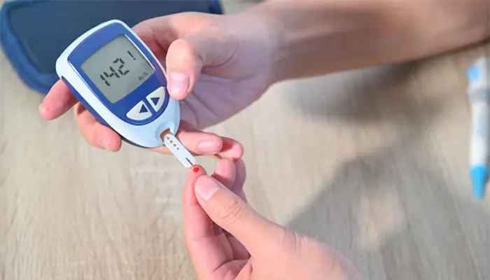 Tình trạng đường huyết tăng cao kéo dài là nguyên nhân dễ gây loét bàn chân