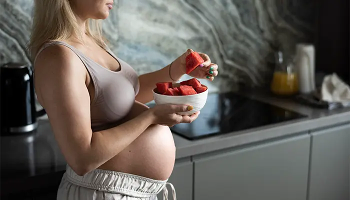 Khi chọn món ăn vặt cho bà bầu tiểu đường cần ưu tiên thực phẩm có chỉ số đường huyết thấp