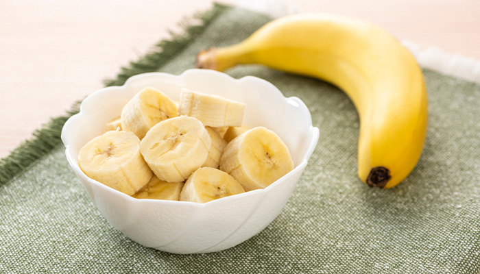 Không nên ăn chuối thay bữa chính