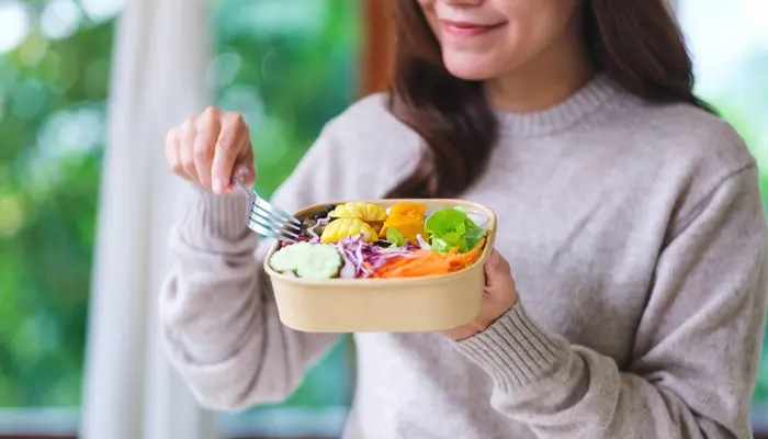 Thứ tự ăn quan trọng với người tiểu đường bởi vì nó ảnh hưởng trực tiếp đến kiểm soát đường huyết 