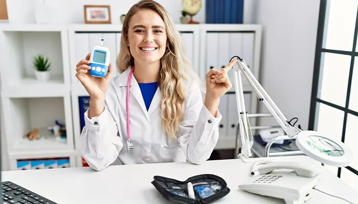 Tầm quan trọng của việc theo dõi đường huyết là đánh giá tình trạng đường huyết hằng ngày 