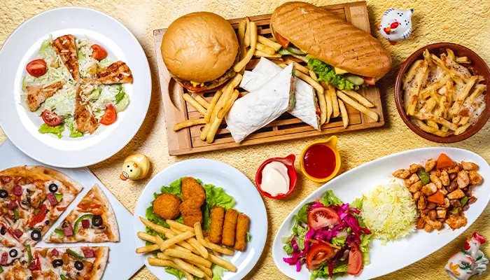 Thức ăn nhanh chứa nhiều chất béo dễ làm tăng đường huyết 