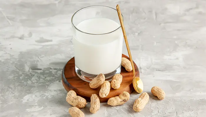 Một trong các sữa hạt tốt cho người tiểu đường là sữa đậu phộng