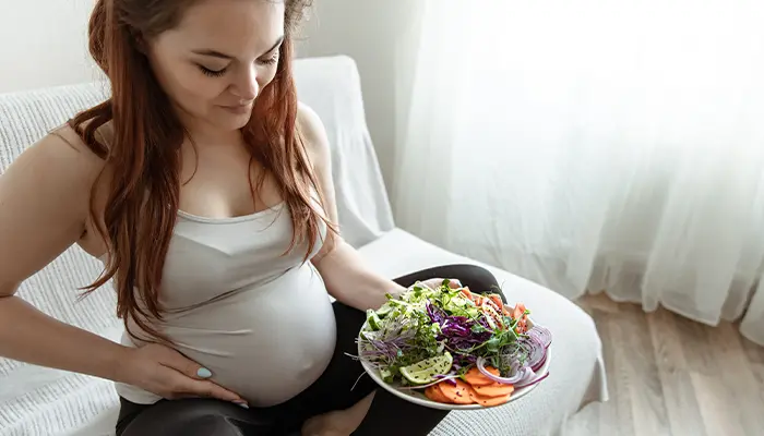 Xây dựng chế độ ăn uống lành mạnh cũng giúp ổn định đường huyết