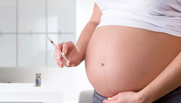 Mẹ bầu nên tiêm insulin theo đúng chỉ định của bác sĩ