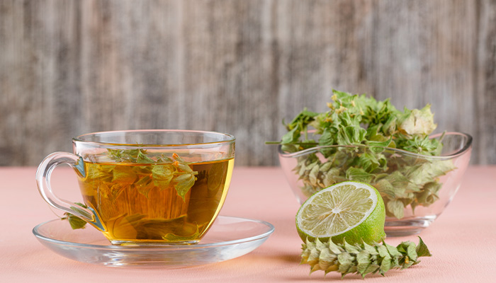 Thay thế nước ngọt bằng trà thảo mộc