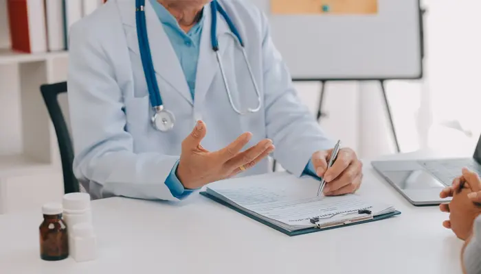 Khi lỡ dùng quá liều Rybelsus bạn nên liên hệ với bác sĩ ngay lập tức