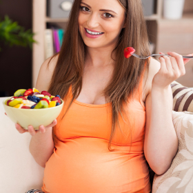 Mẹ bầu bị tiểu đường thai kỳ nên ăn gì để con khỏe, mẹ an toàn?