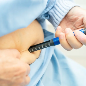 Tác dụng phụ khi dùng insulin người bệnh tiểu đường nên biết