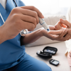 Trị bệnh tiểu đường tận gốc được không? Hiểu đúng để kiểm soát tốt hơn